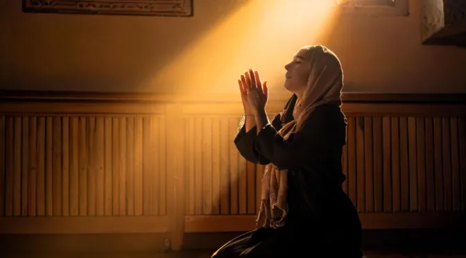 The Heart of Prayer: Encountering God in Prayer, Not Just His Hand